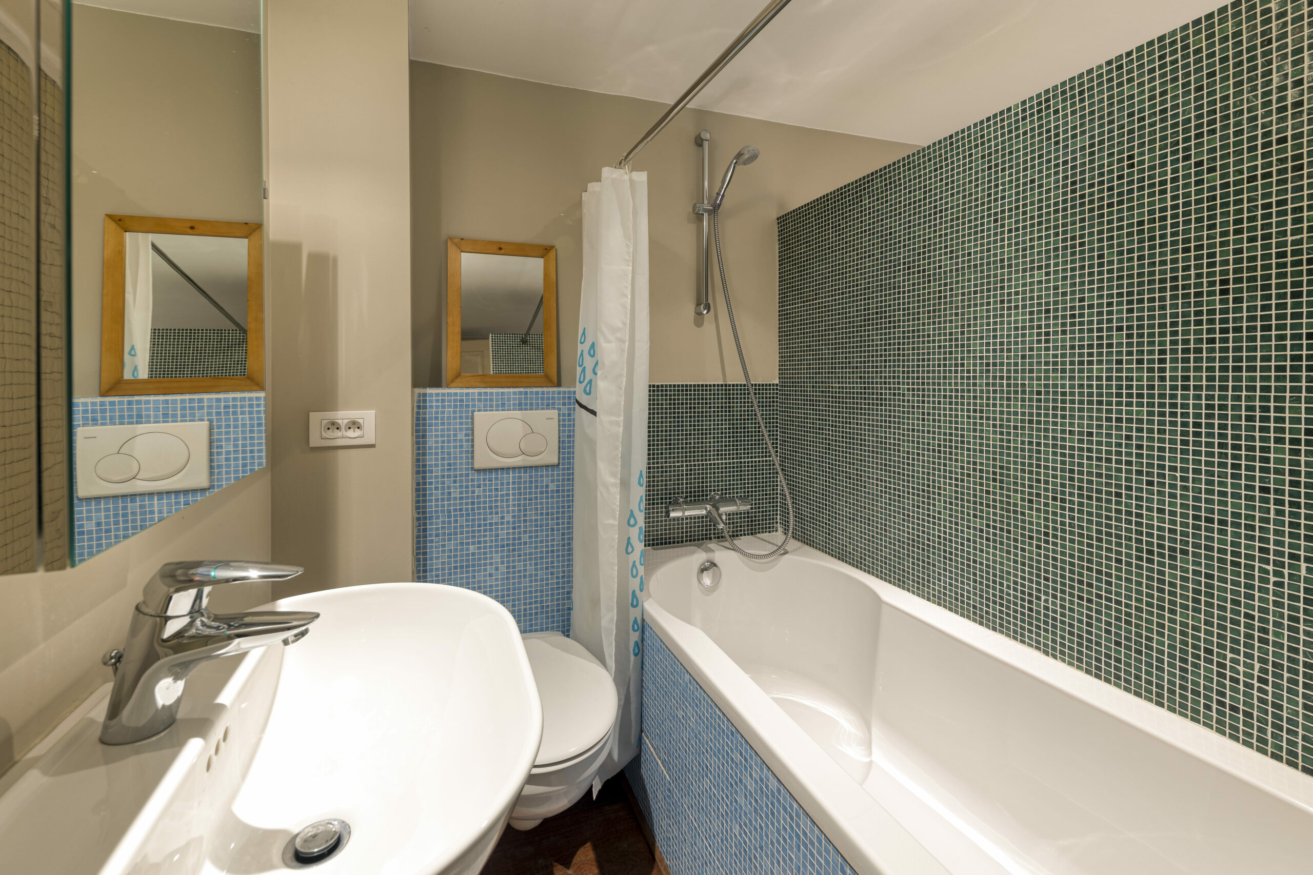 Bathroom 2